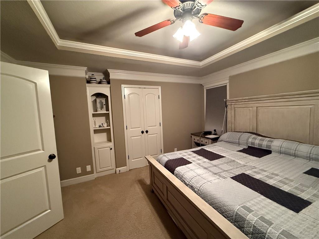 1601 Kentucky Drive