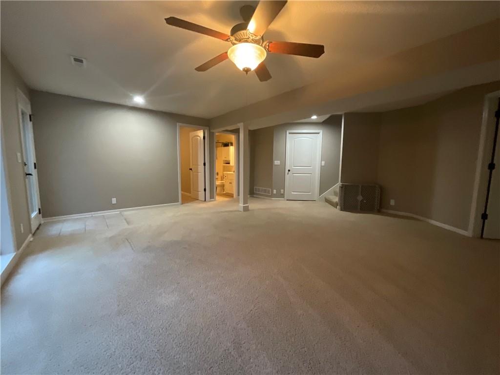 1601 Kentucky Drive
