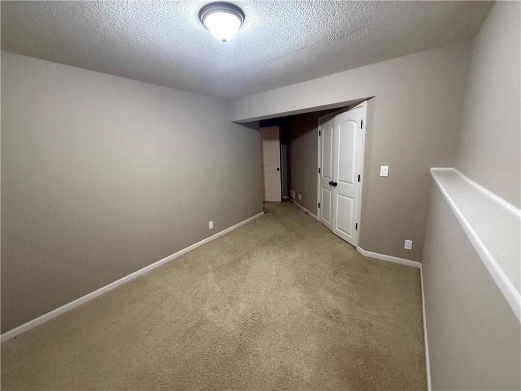 1601 Kentucky Drive