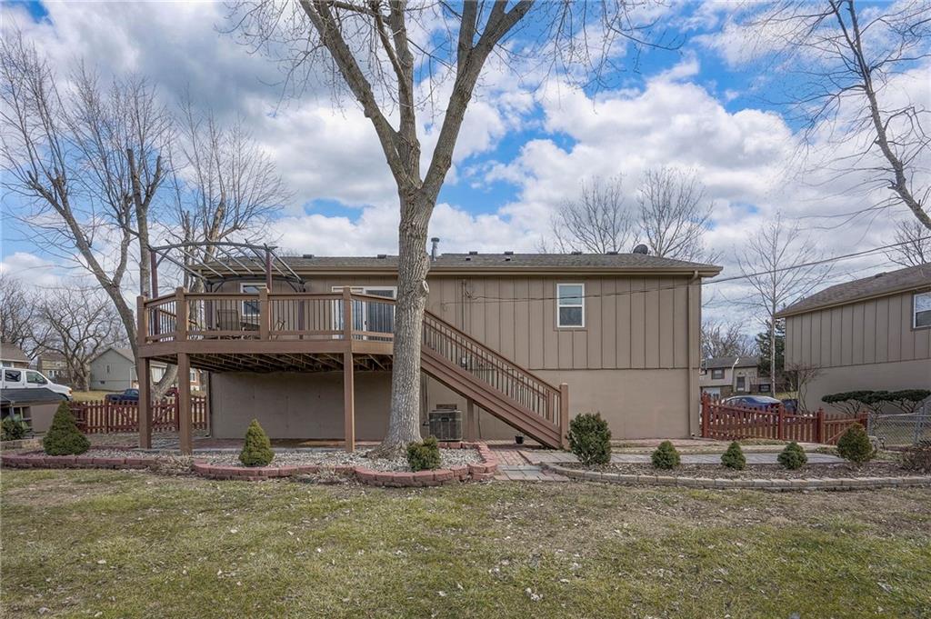 1115 N Purdom Street