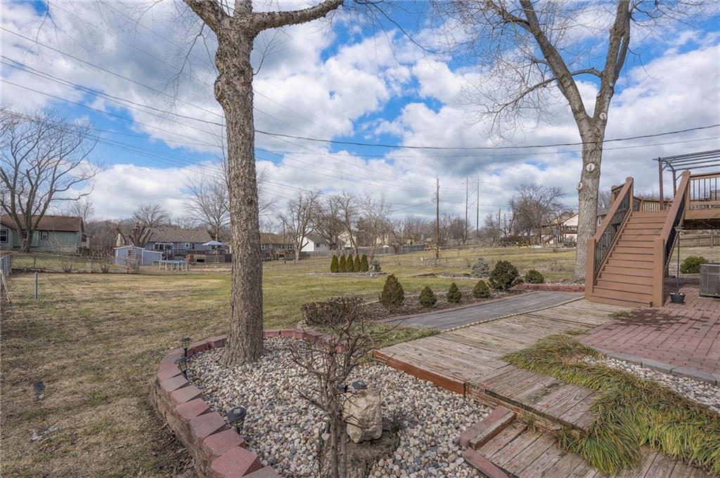 1115 N Purdom Street