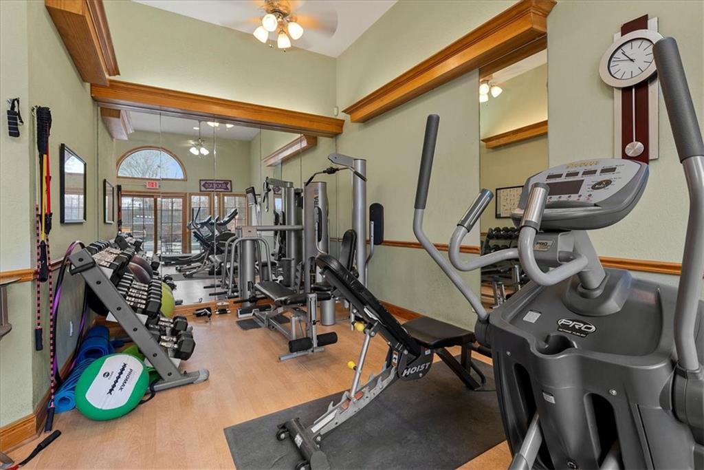 4057 Walnut Street Unit: 1