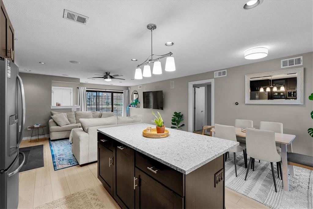 4057 Walnut Street Unit: 1