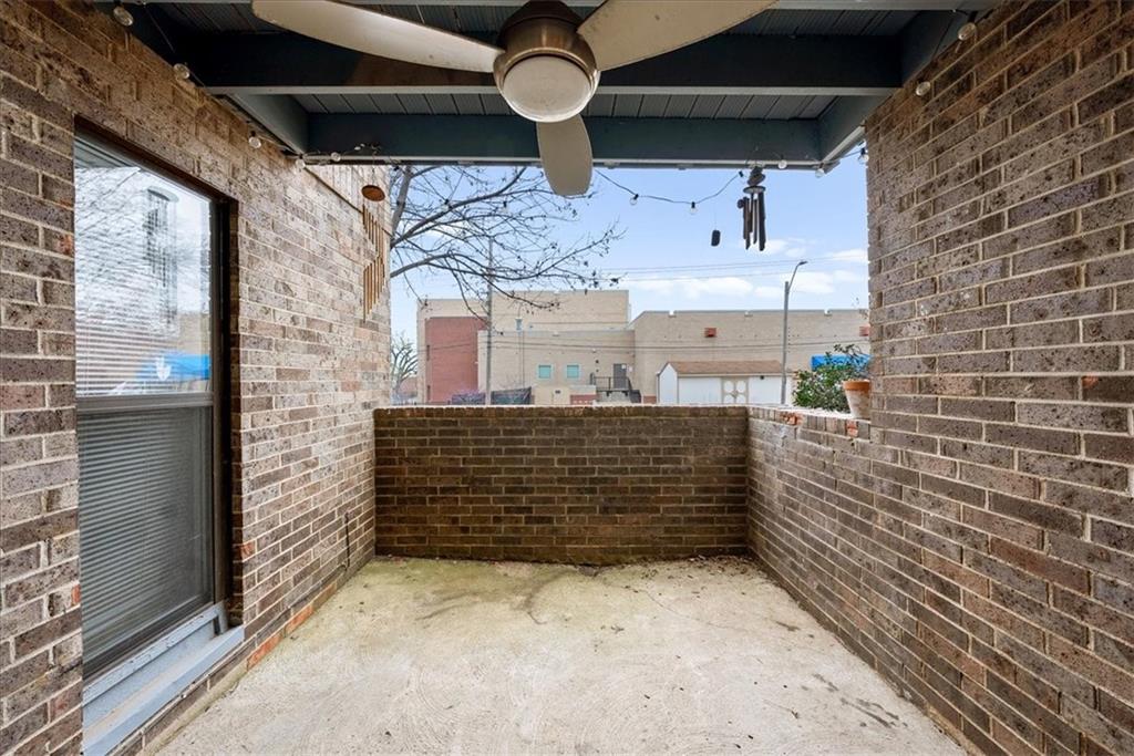 4057 Walnut Street Unit: 1