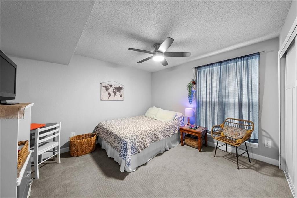 4057 Walnut Street Unit: 1