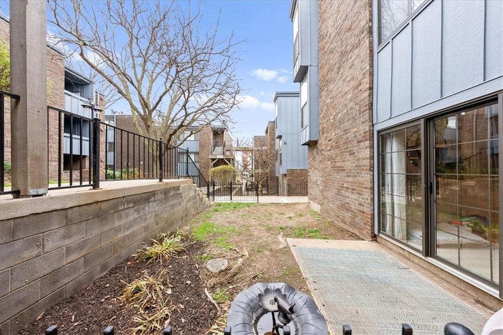 4057 Walnut Street Unit: 1