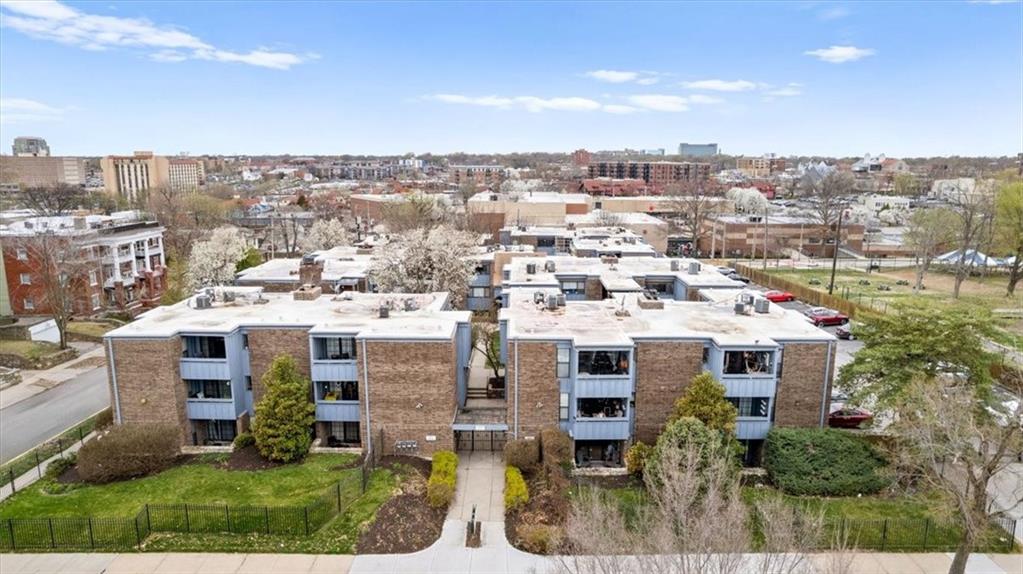 4057 Walnut Street Unit: 1