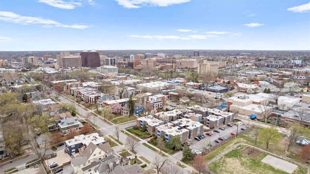 4057 Walnut Street Unit: 1
