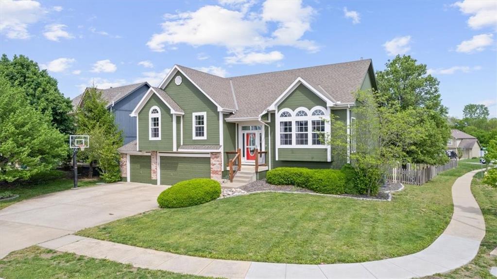 2357 SW Current Court