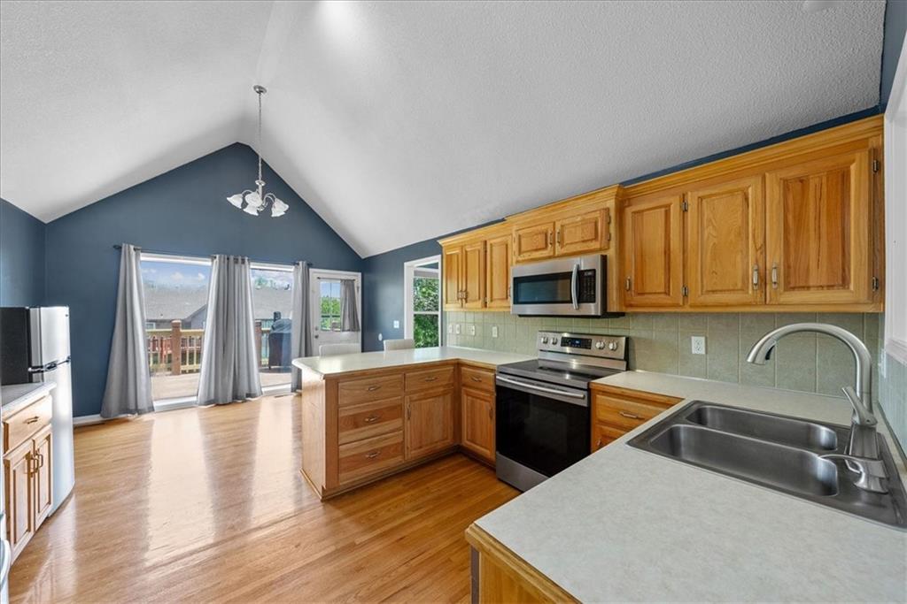 2357 SW Current Court