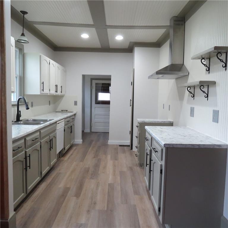 101 E 3rd Street