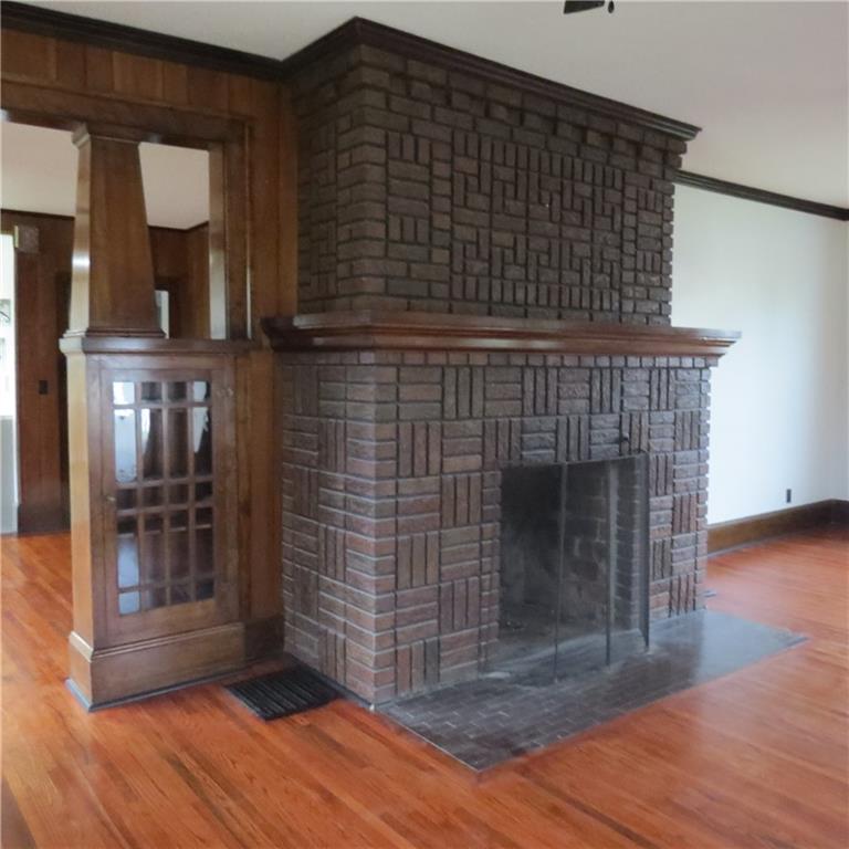 101 E 3rd Street