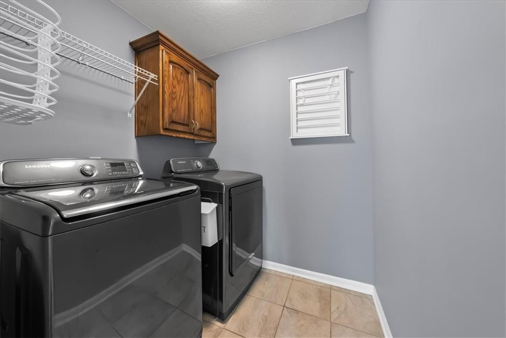1114 Kanza Drive