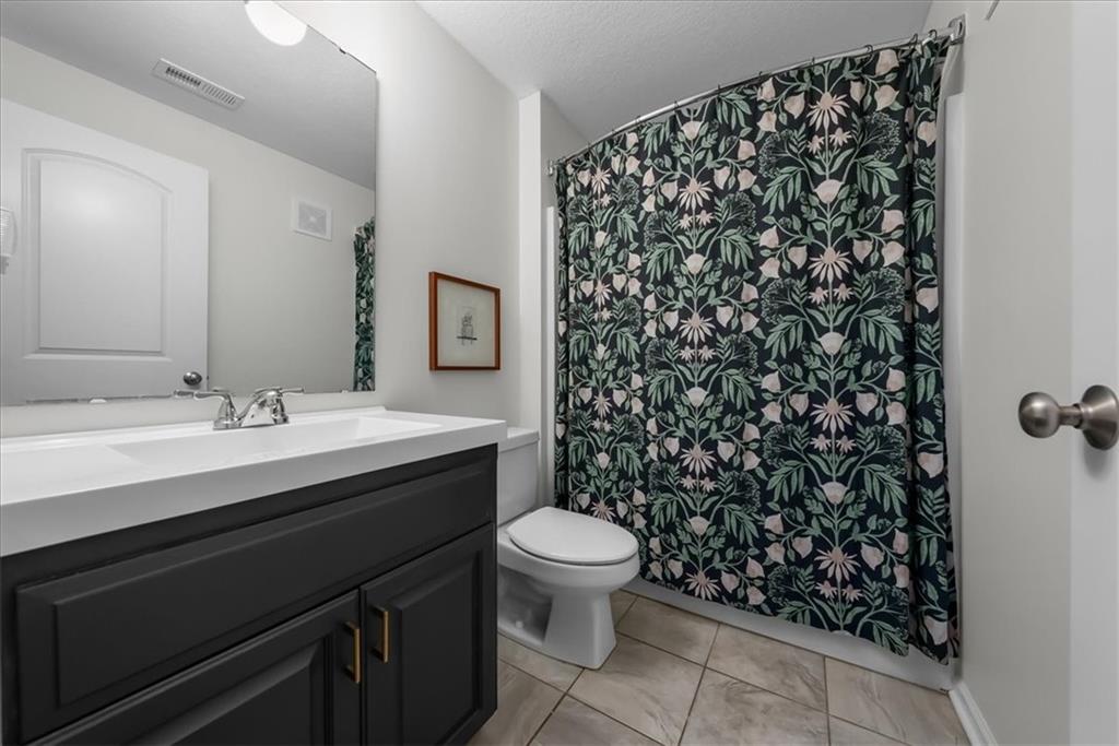 1114 Kanza Drive