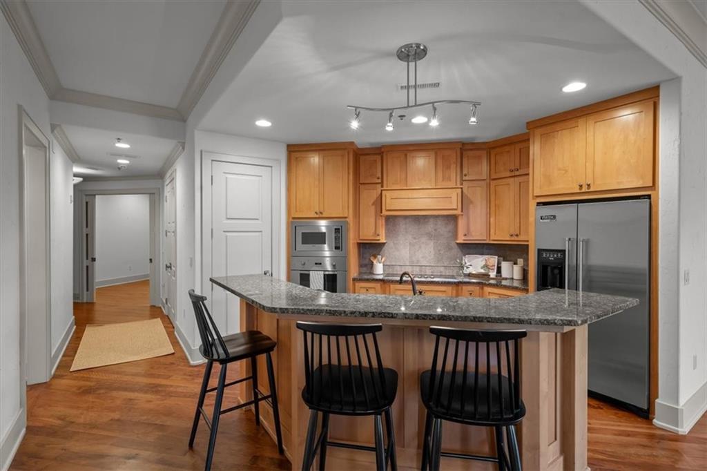 4801 W 133rd Street Unit: 201