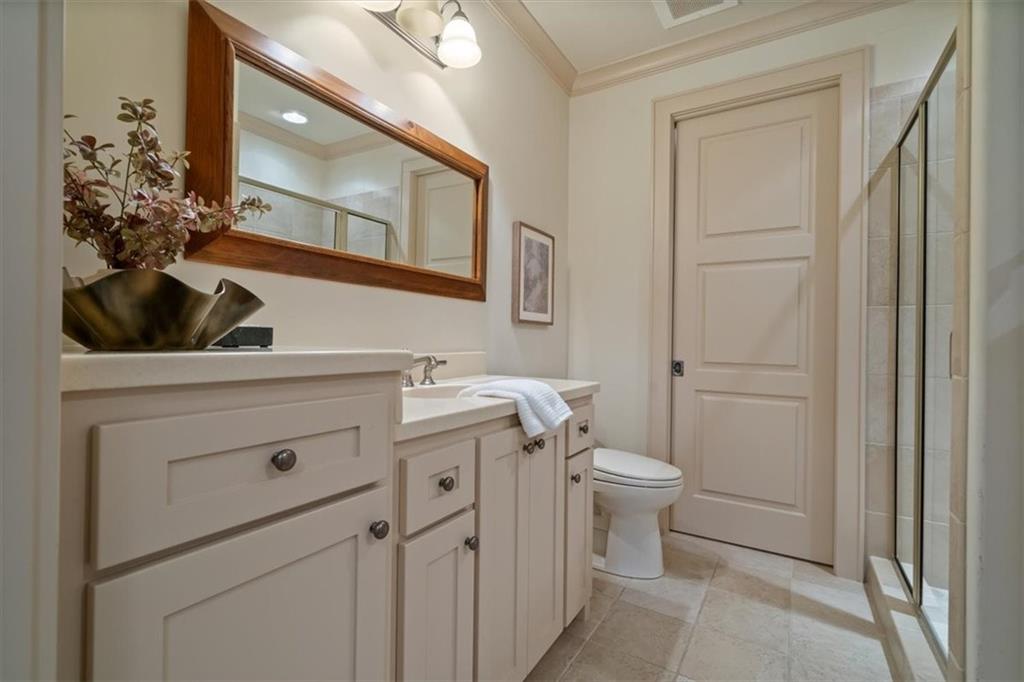 4801 W 133rd Street Unit: 201