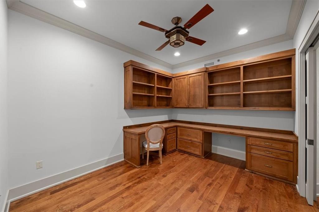 4801 W 133rd Street Unit: 201