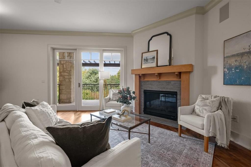 4801 W 133rd Street Unit: 201