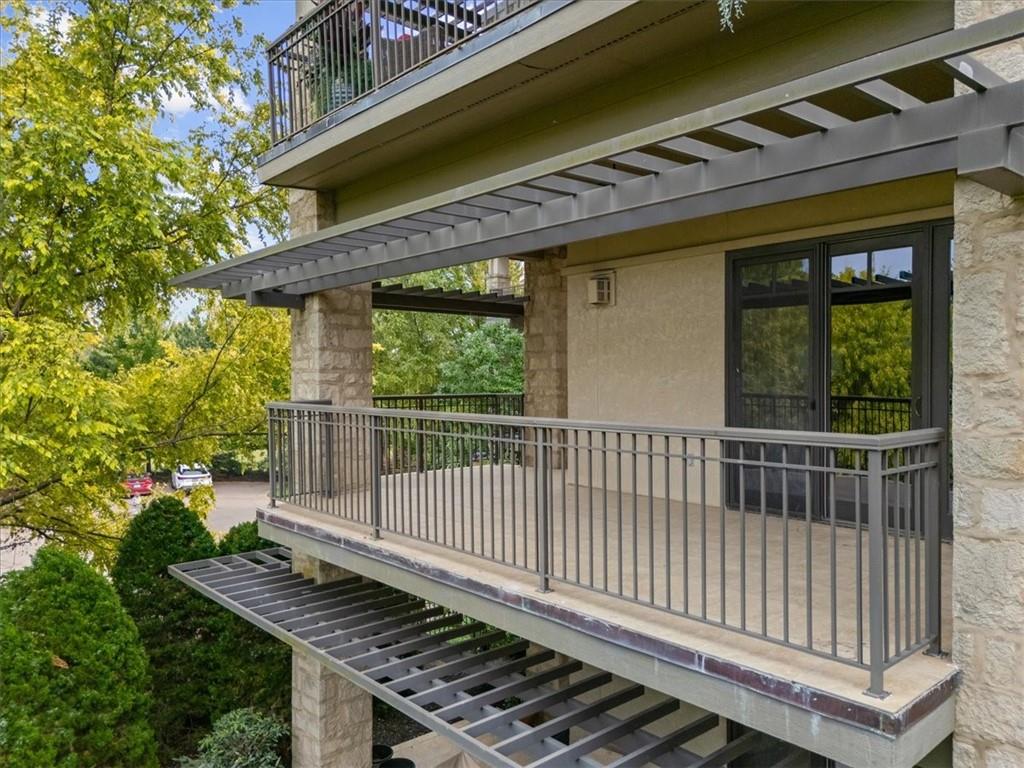 4801 W 133rd Street Unit: 201