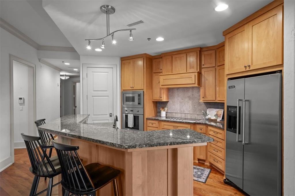 4801 W 133rd Street Unit: 201