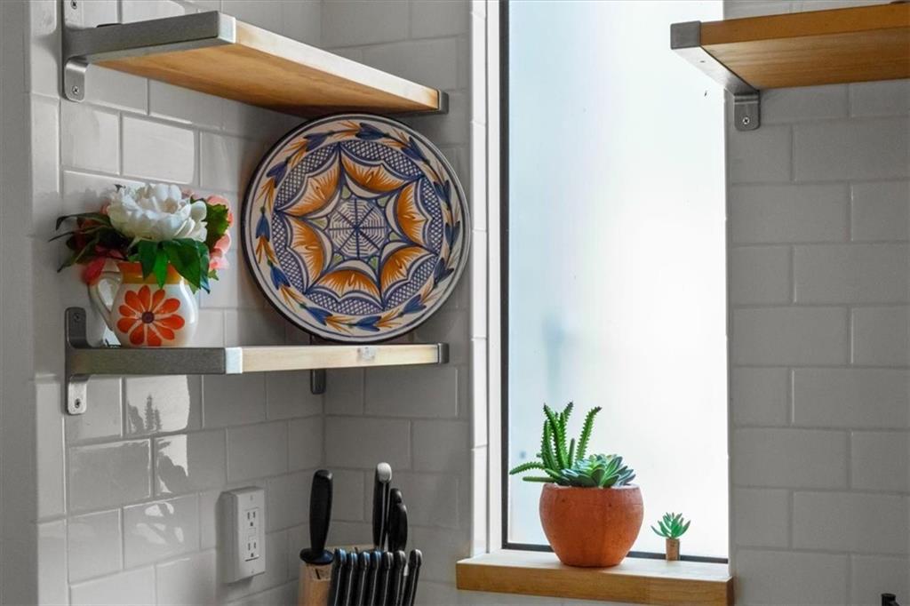 4057 Walnut Street Unit: 7