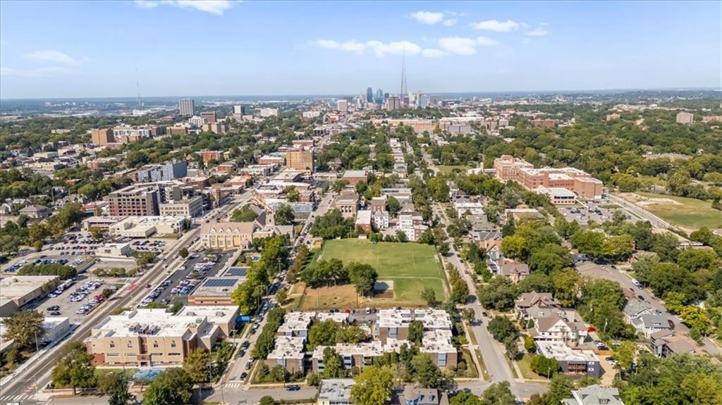 4057 Walnut Street Unit: 7