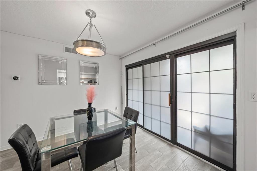 4057 Walnut Street Unit: 7