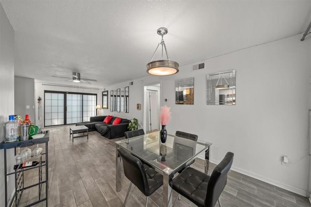 4057 Walnut Street Unit: 7