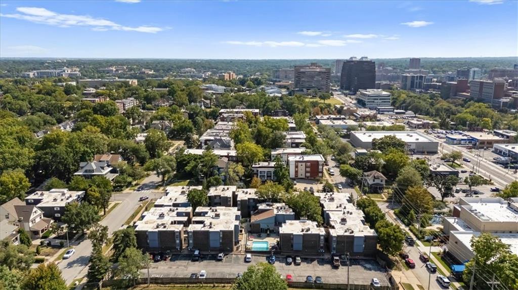 4057 Walnut Street Unit: 7