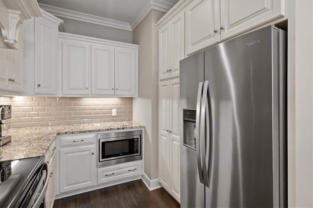 15908 Fontana Street Unit: 240