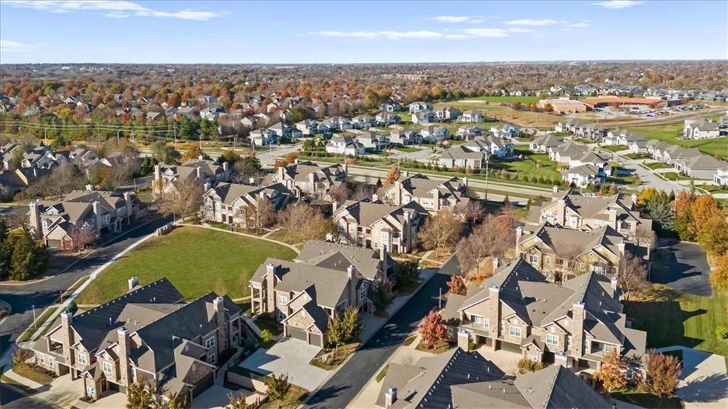 15908 Fontana Street Unit: 240