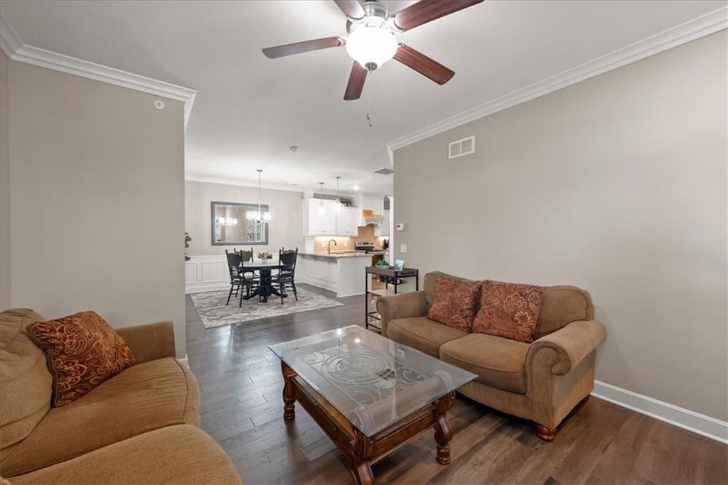 15908 Fontana Street Unit: 240