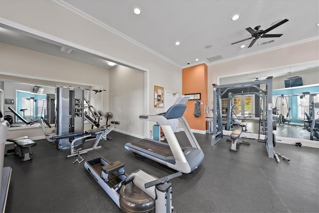 15908 Fontana Street Unit: 240