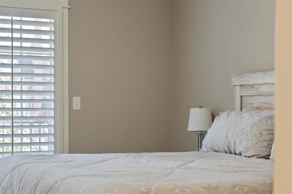 15908 Fontana Street Unit: 240