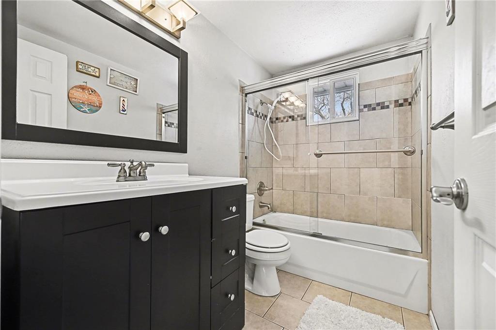 5103 NW High Drive Terrace