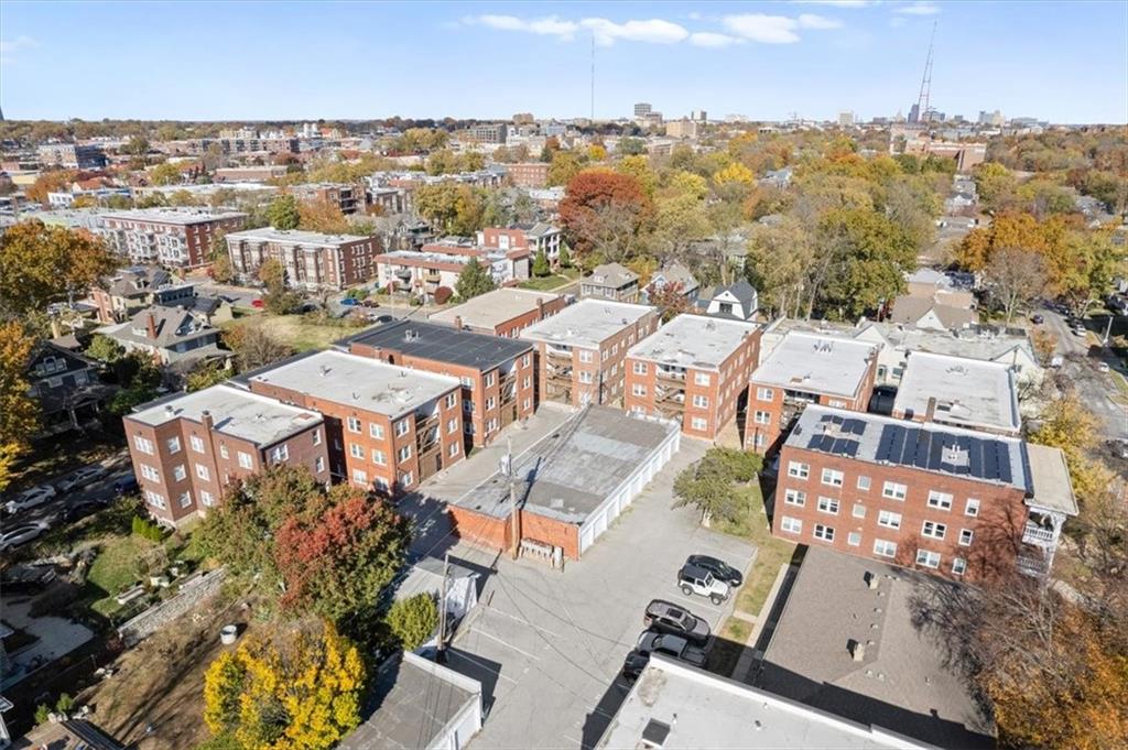 311 E 43rd Street Unit: 3W