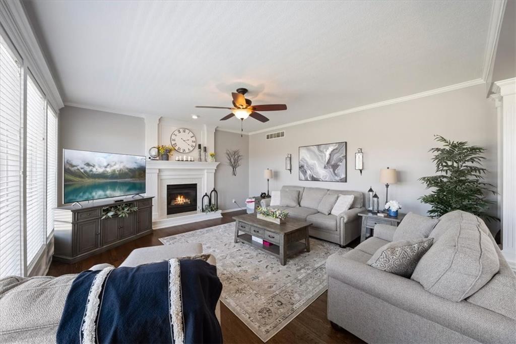 5924 NE Parks View Place