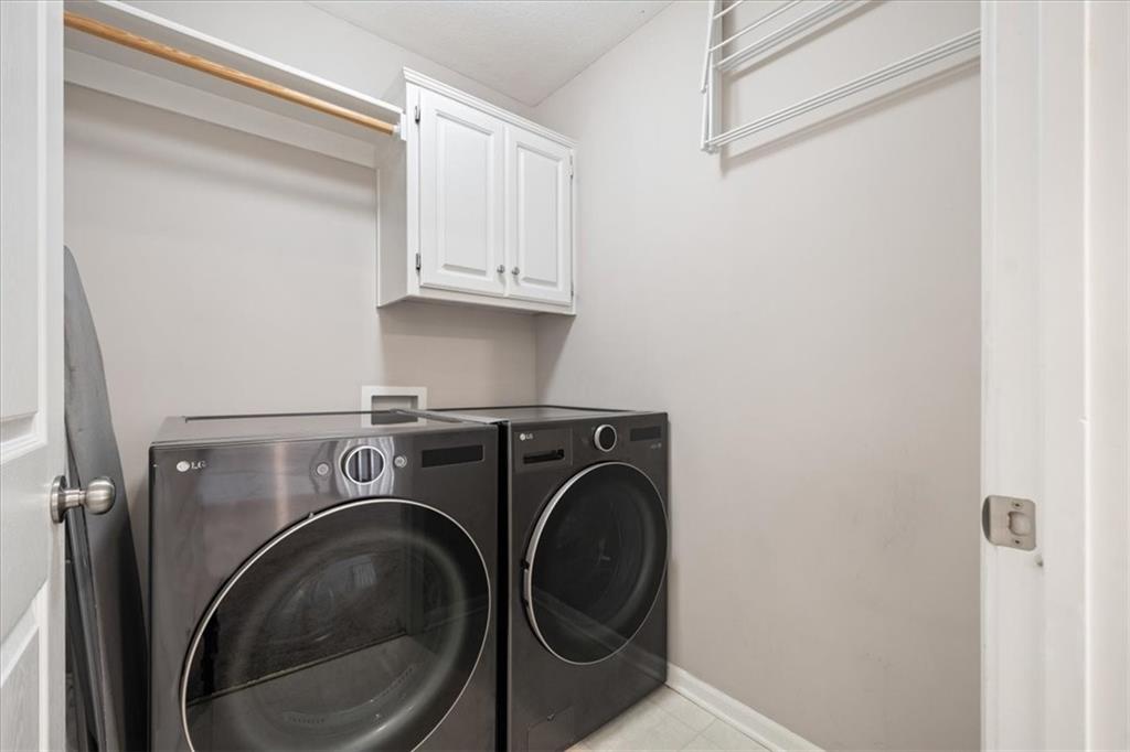 5924 NE Parks View Place