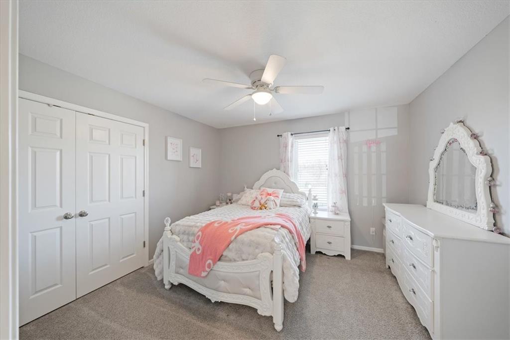 5924 NE Parks View Place