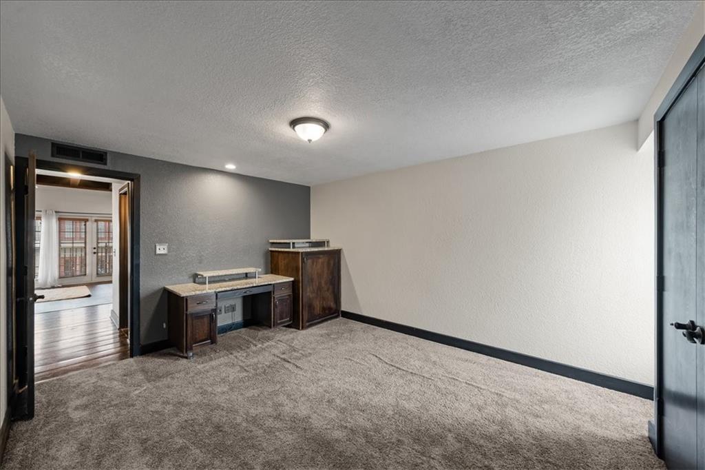1111 W 46th Street Unit: 22