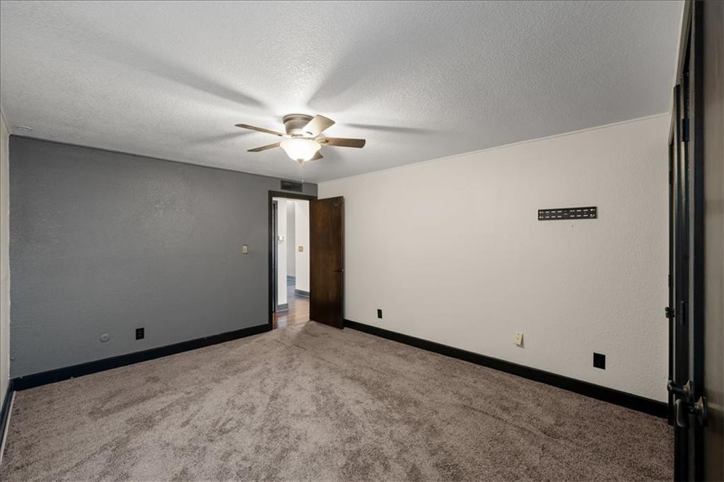 1111 W 46th Street Unit: 22