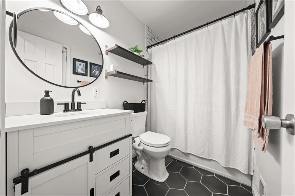 5431 Dearborn Street