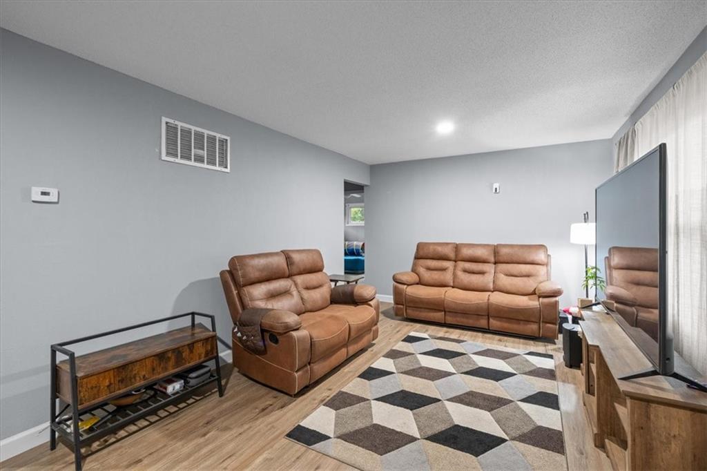 10711 Ewing Drive