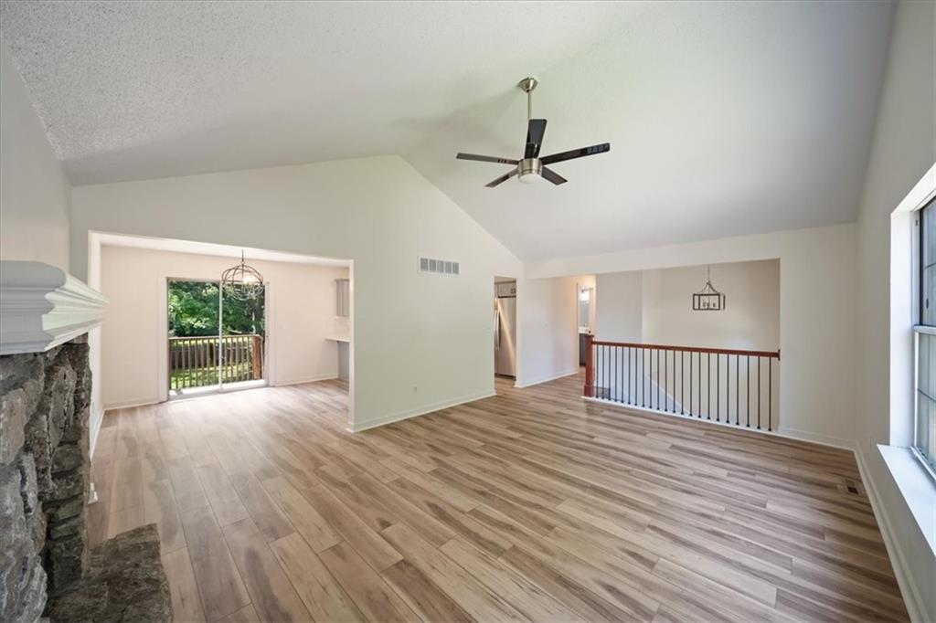318 SE Bent Tree Drive