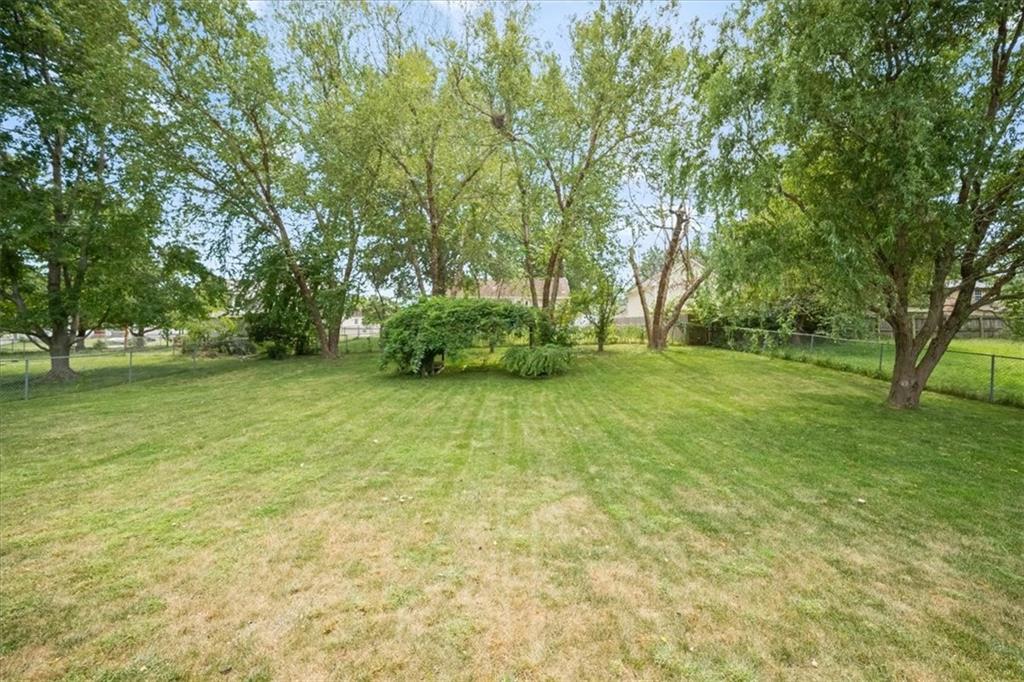 1206 SW Eastman Court