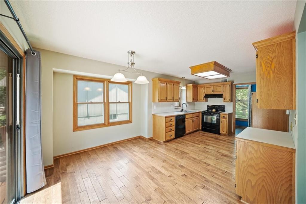 1206 SW Eastman Court