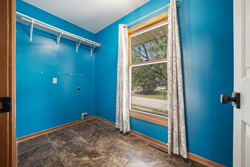 1206 SW Eastman Court