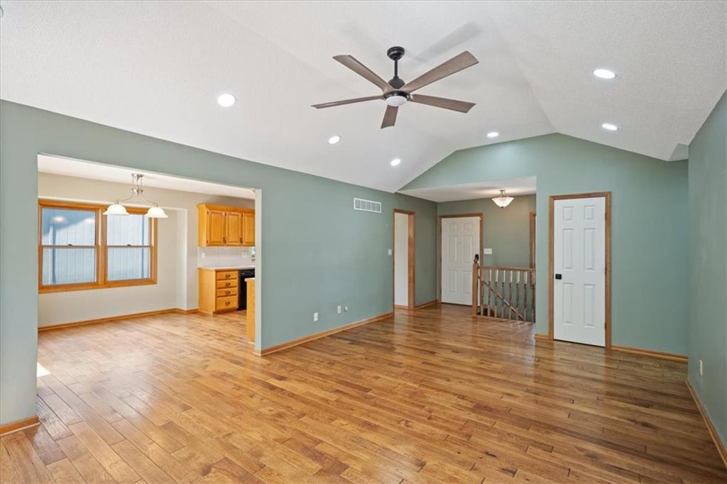 1206 SW Eastman Court