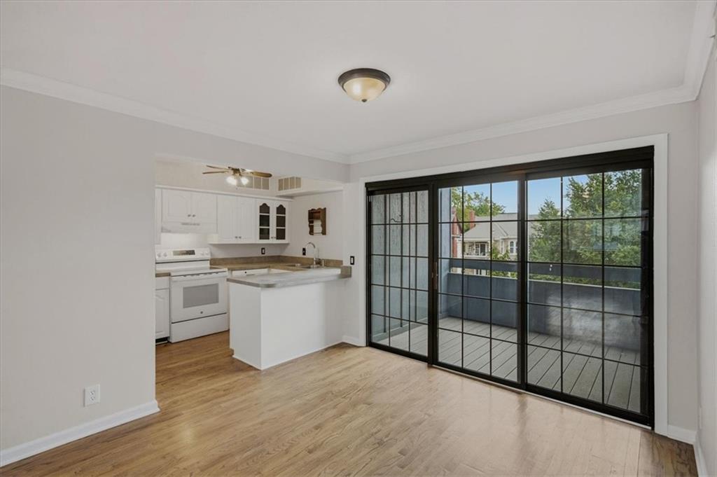 4056 Warwick Boulevard Unit: 6