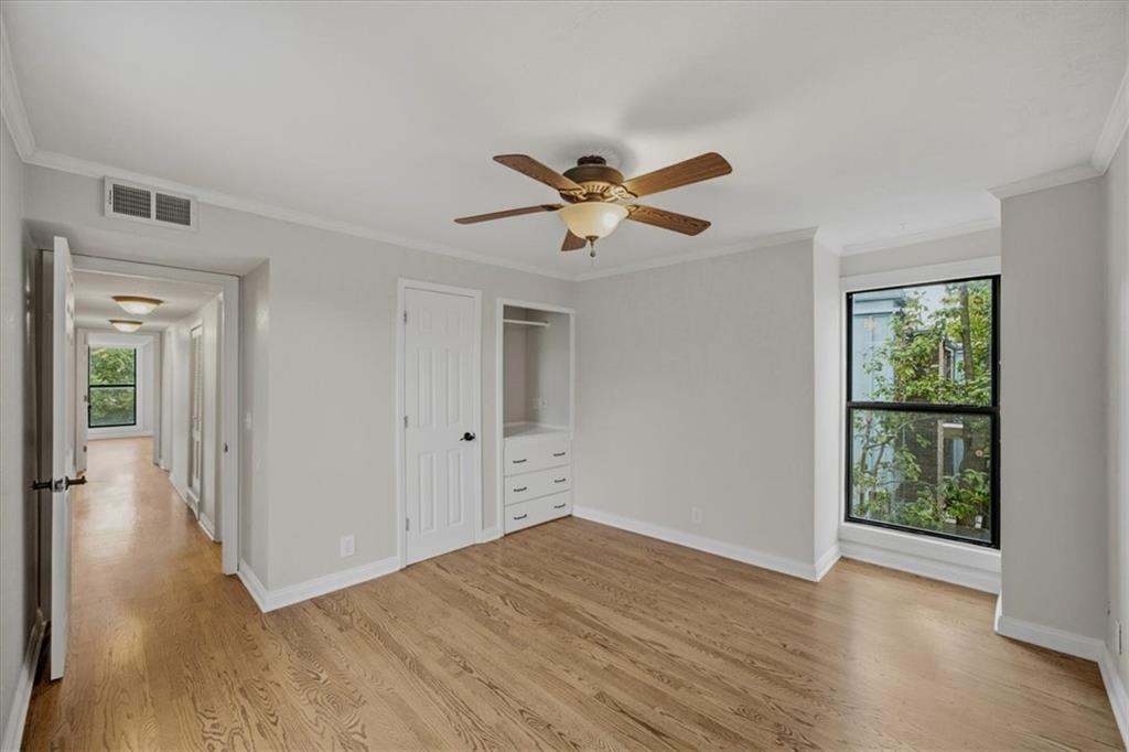 4056 Warwick Boulevard Unit: 6